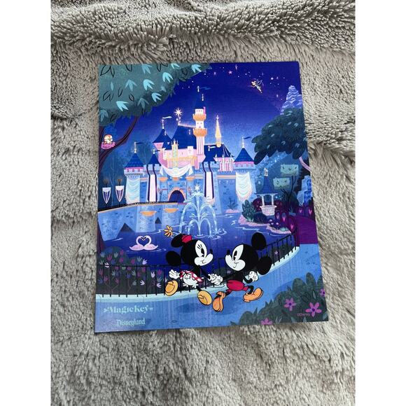 Disneyland Magic Key Exclusive Print Poster Mickey Minnie Mouse Castle 8x10 - Picture 4 of 9